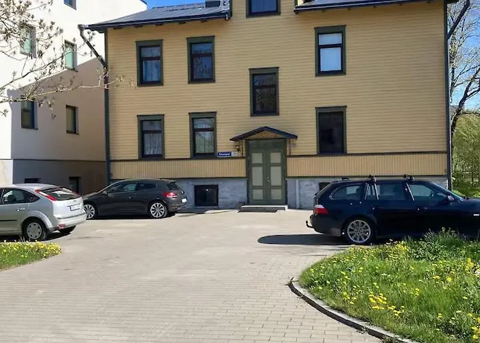 Cozy Airport 5 Min Free Parking Tallinn